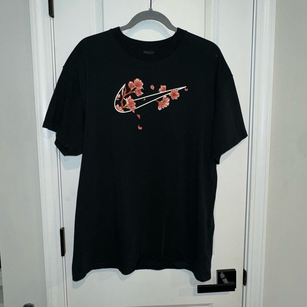 Nike City Exploration Tee